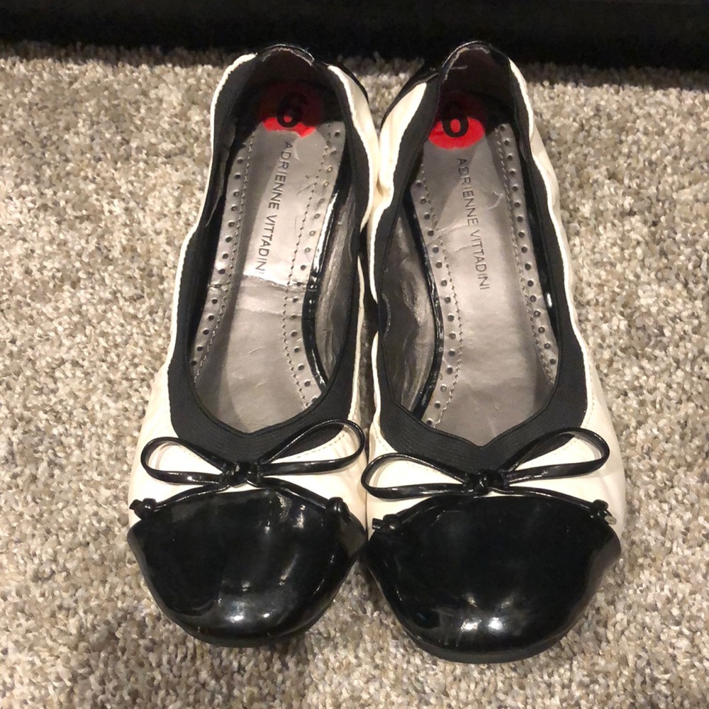 Adrienne Vittadini flats